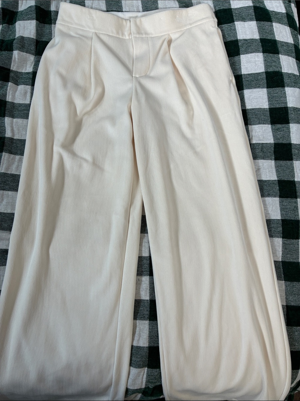 STYLUS Soft Cream Ribbed Waistband Sweatshirt